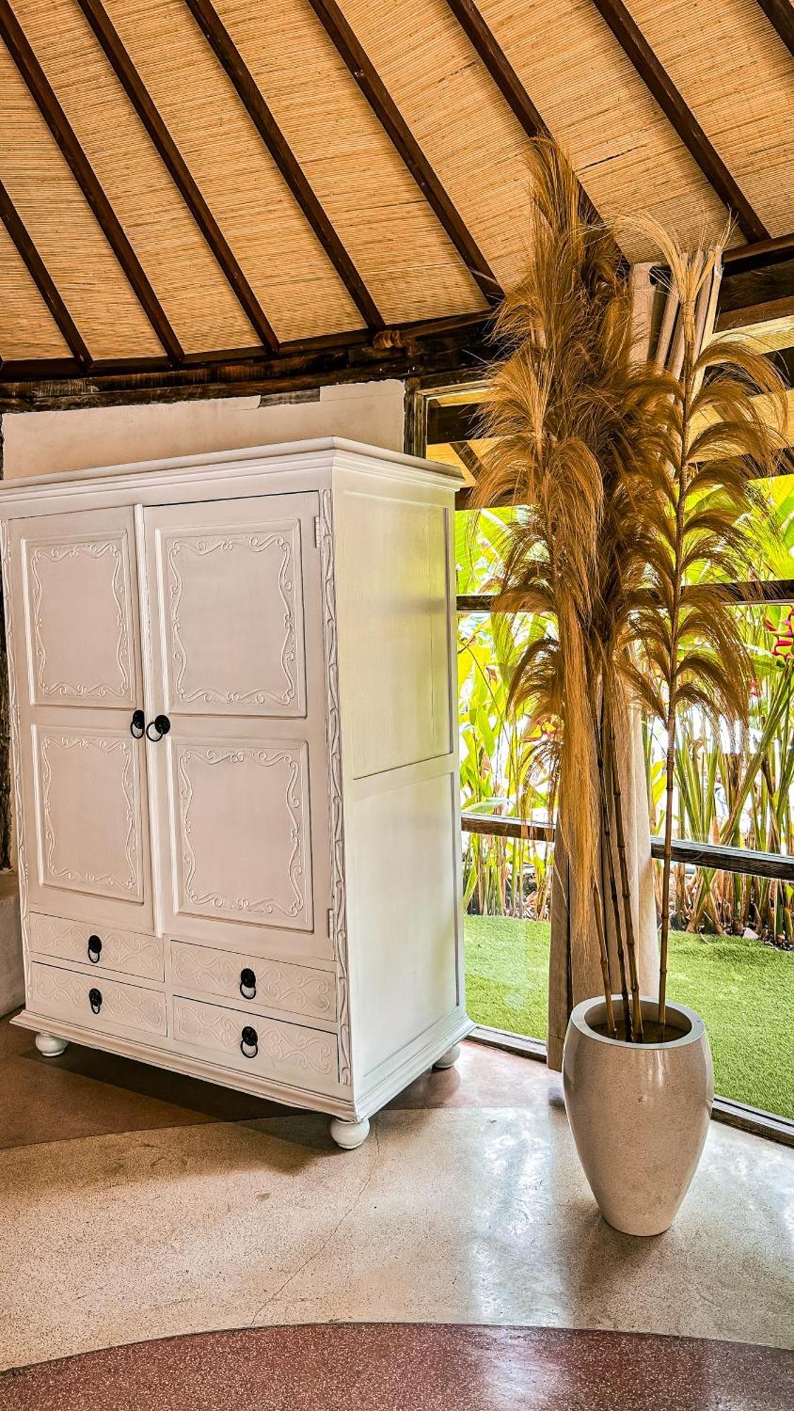 La Joya Biu Biu Resort جيمباران الغرفة الصورة