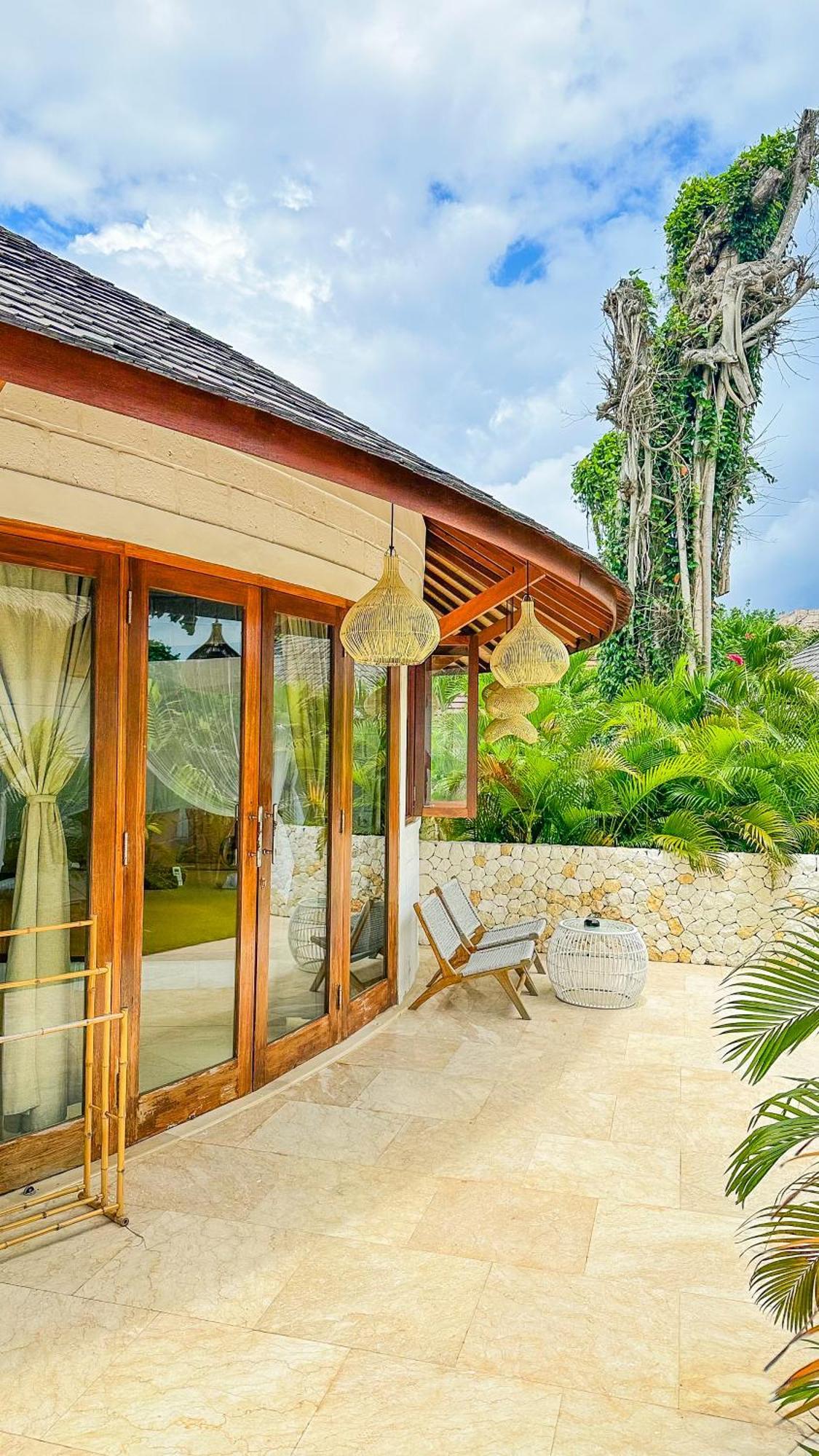 La Joya Biu Biu Resort جيمباران الغرفة الصورة
