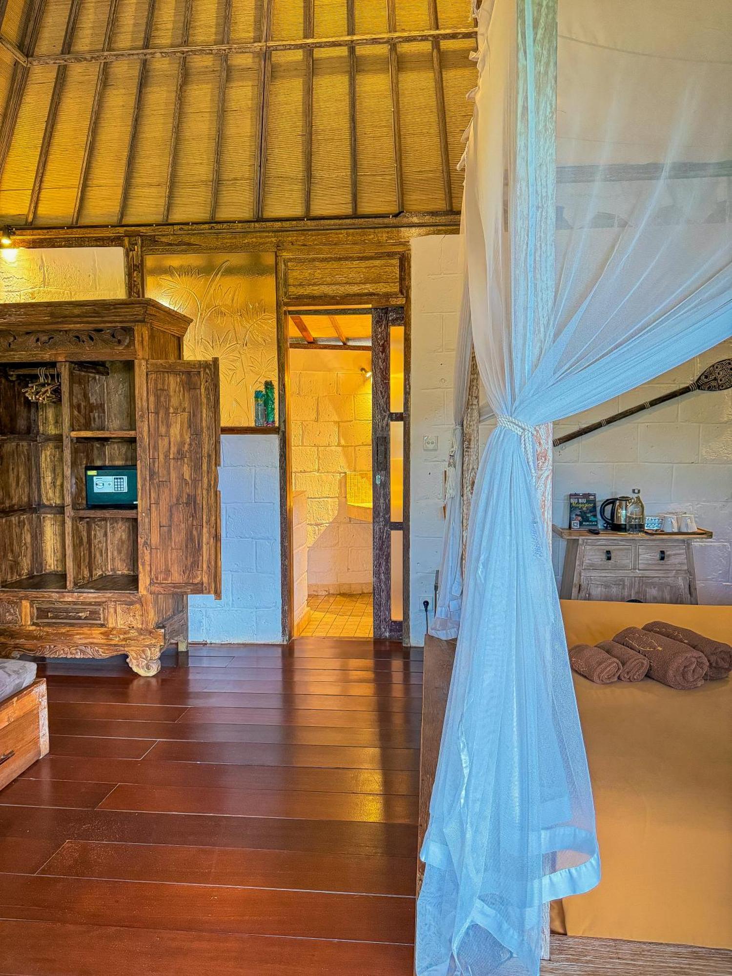 La Joya Biu Biu Resort جيمباران الغرفة الصورة