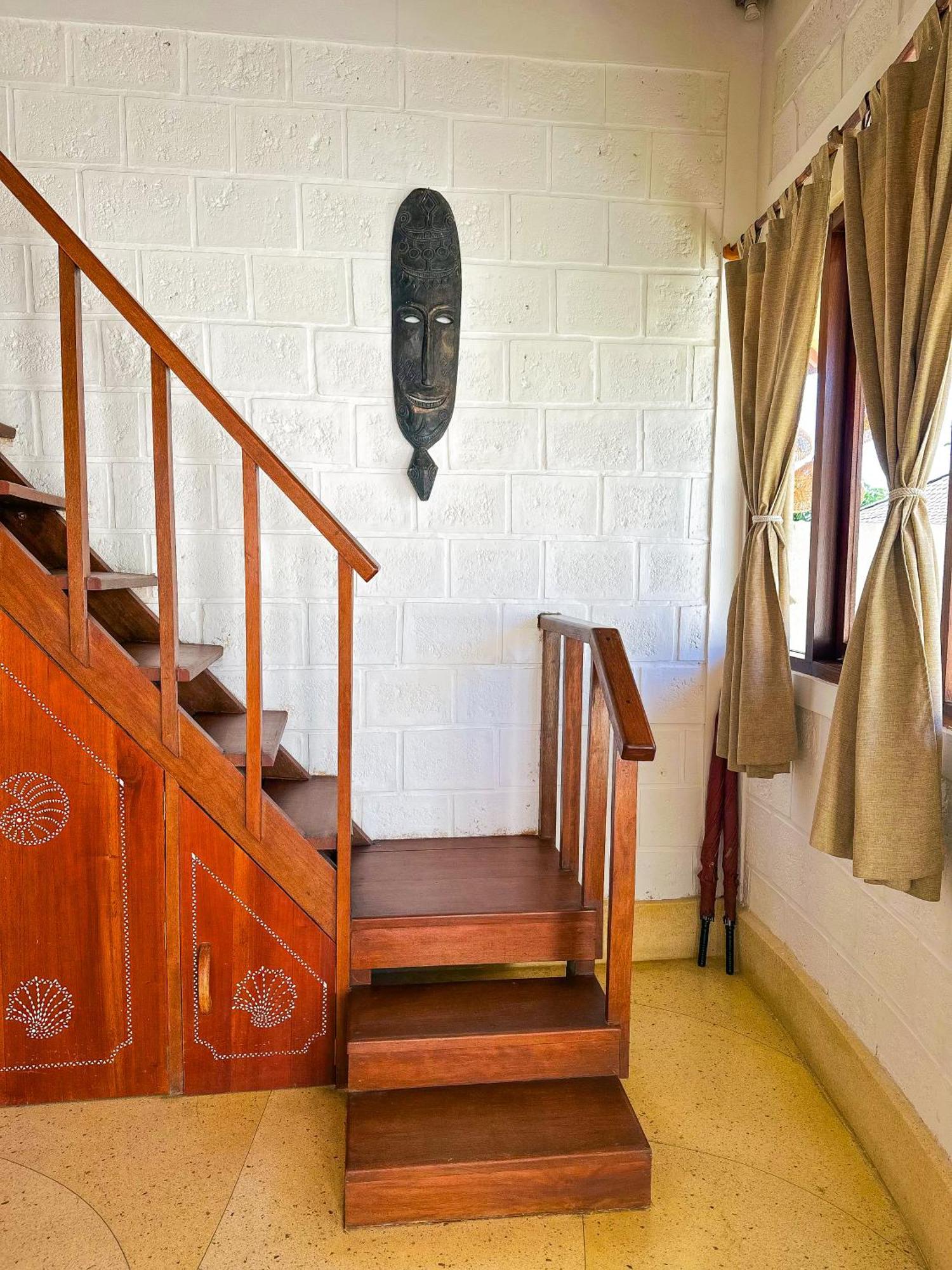 La Joya Biu Biu Resort جيمباران الغرفة الصورة